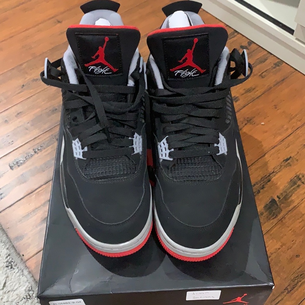 Nike Air Jordan 4 Retro